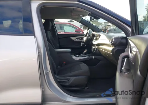 2021 Chevrolet Blazer Awd 2Lt z USA, uszkodzony, nr VIN 3GNKBHRS4MS560633